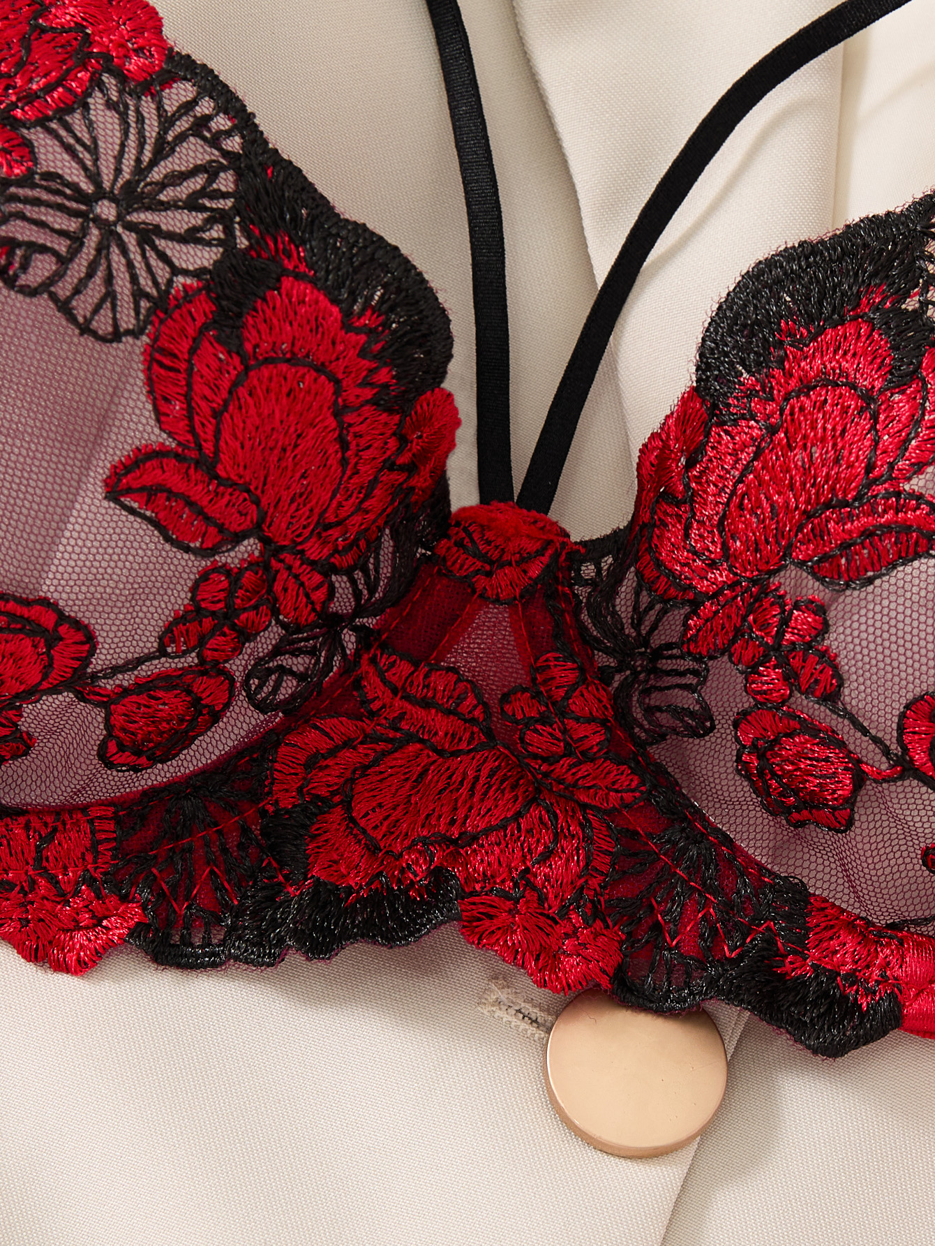 A set of sexy Red lingerie, in - Woman Accessory บทวิจารณ์และราคา