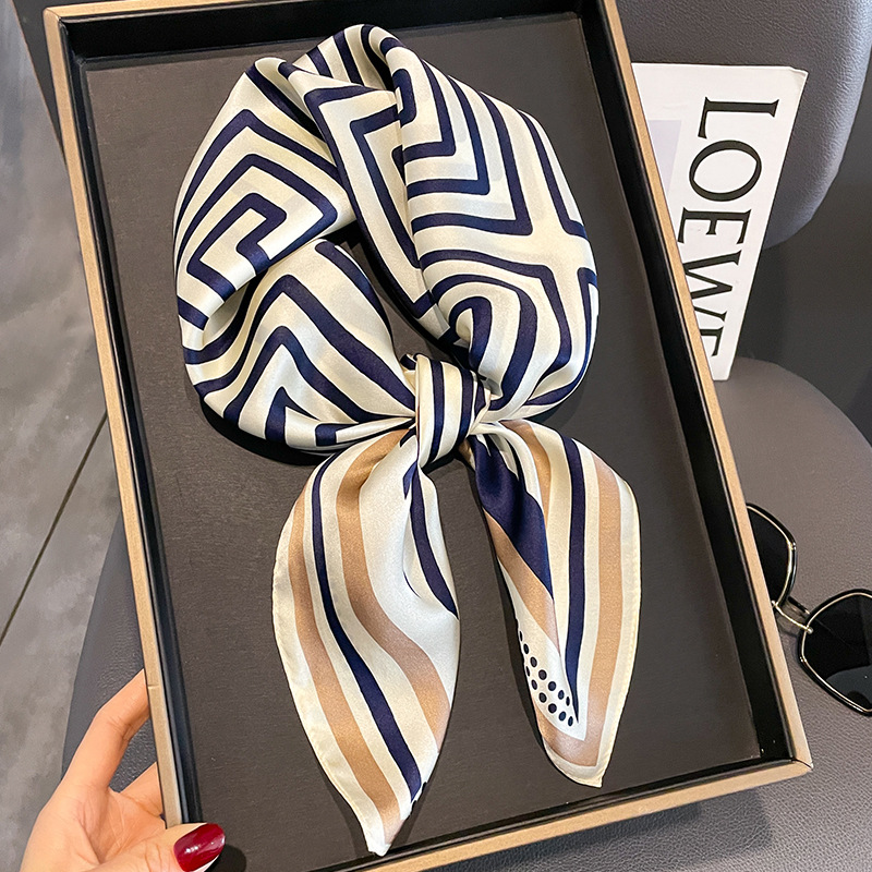 Luxury Brand Neckerchief Sprin - Women Accessories Brands บทวิจารณ์และราคา