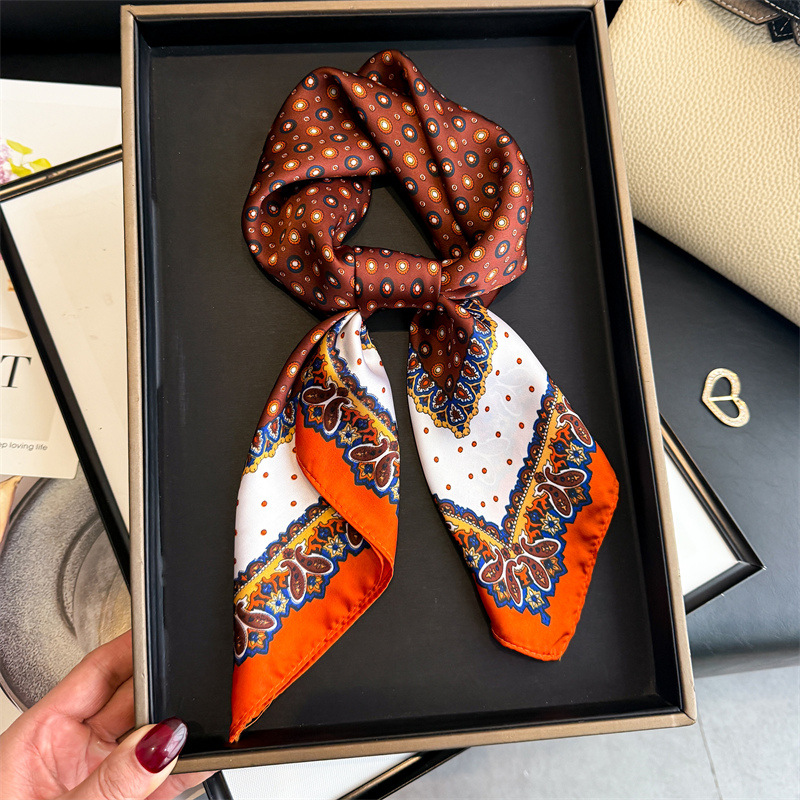 New Design Dot Paisley Print S - Silk Scarf Square บทวิจารณ์และราคา