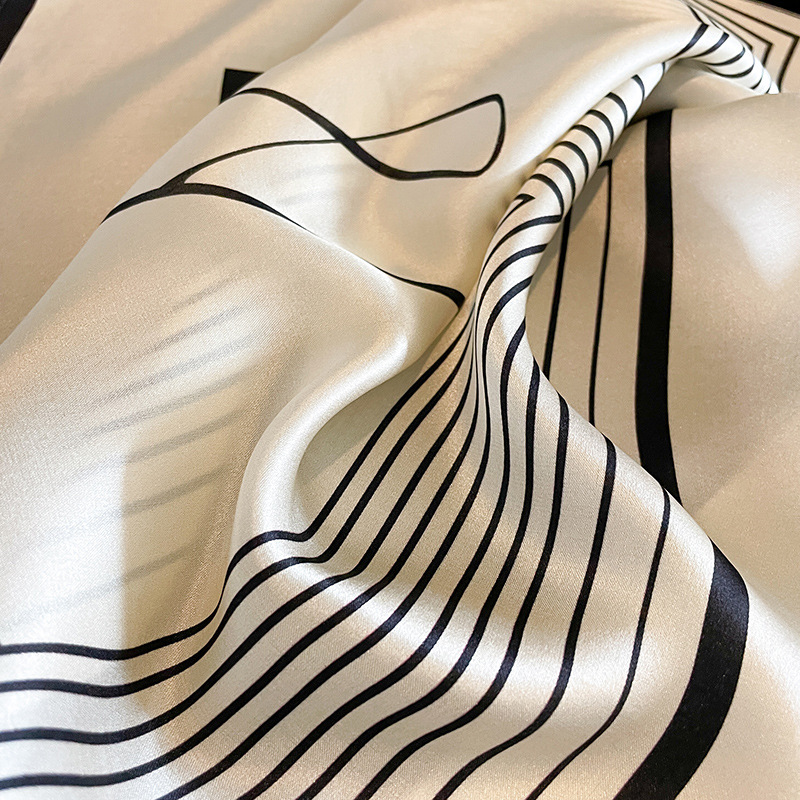 Design Shawl 100% Real Silk Sq - Women Accessories Brands บทวิจารณ์และราคา