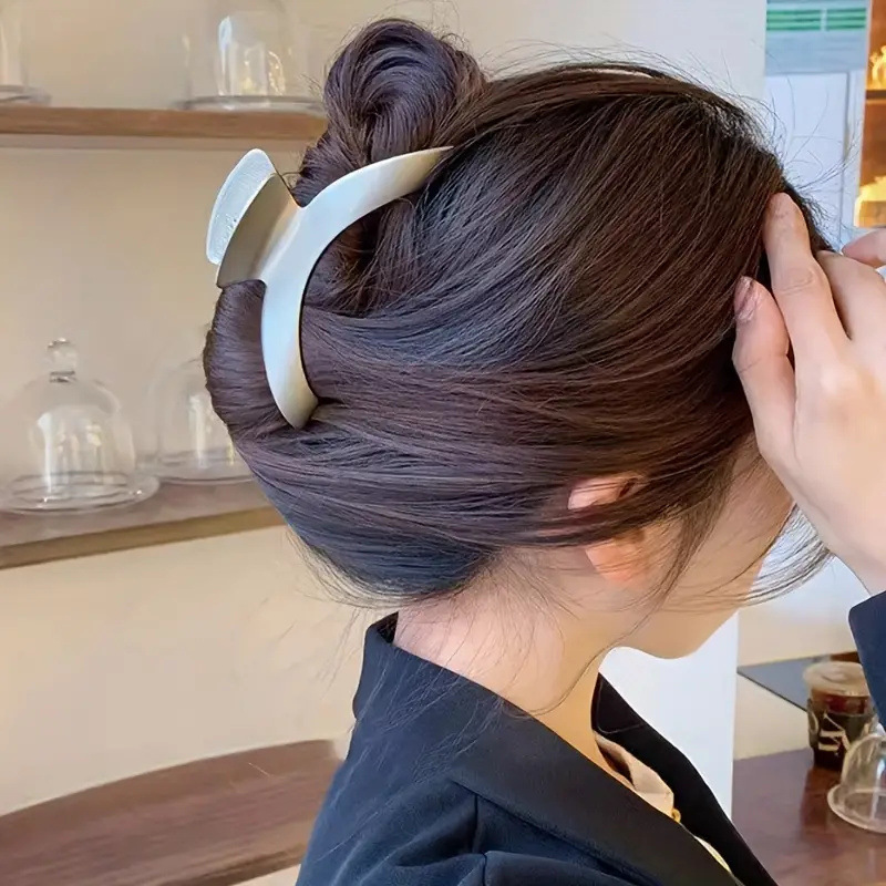 Women's Shark Clip Large Metal - Women Accessories In Wholesale บทวิจารณ์และราคา